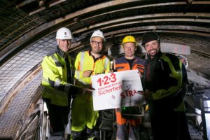 “Top Gear” underground: Richard Hammond in the Brenner Base Tunnel