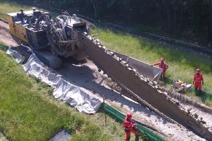 Digging big: Giant DSM trencher in action in Austria