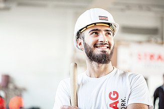 Ausbildung im Bahnbau Auszubildender im Fokus
