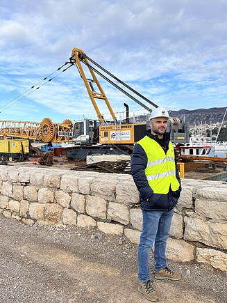 Daniel na gradilištu