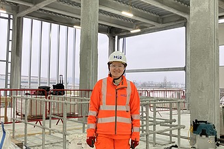 Selma, junior engineer in bridge construction