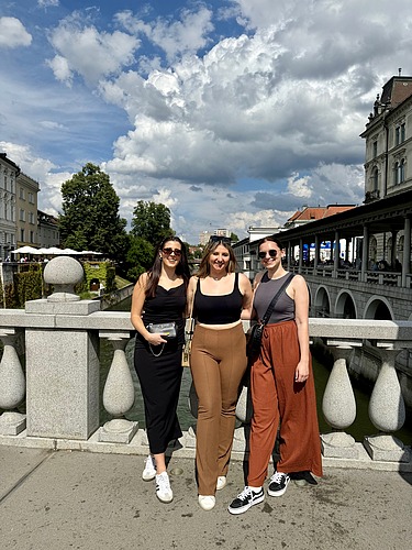 Anđela s kolegicama u Ljubljani