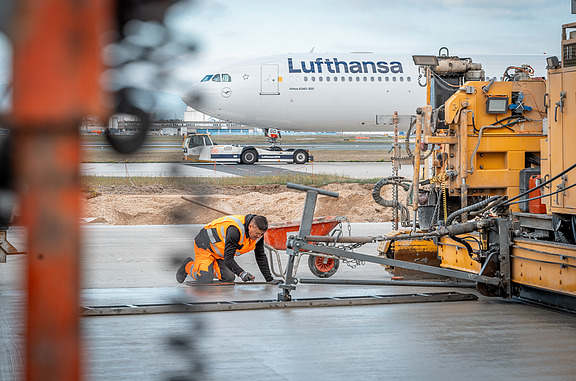 Arbeiten auf dem Flughafen Frankfurt