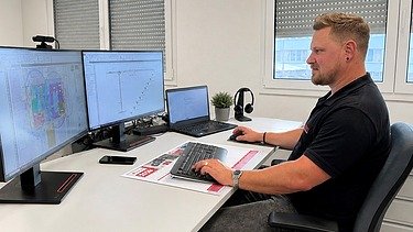 Tim, Crane Technology Expert