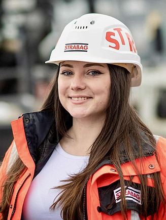 kolegyně při storji