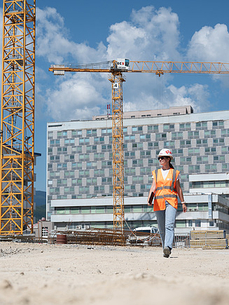 Kolegyňa na stavbe