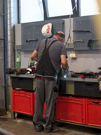 Mehaničar u radionici